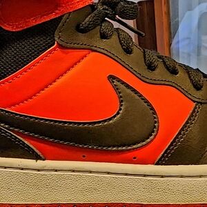 Nike Kids Sneakers - Black and Red